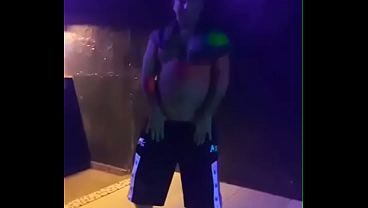 Poly dance
