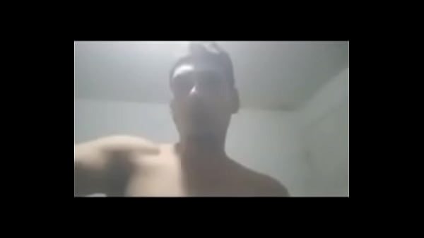 Boy Bissexual se masturbando