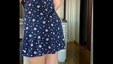 Filmei minha madrasta pela manha de vestido transparente.