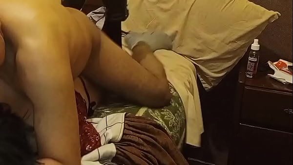 “Travesti discreta y femenina, encuentro anónimo bajo mi control”