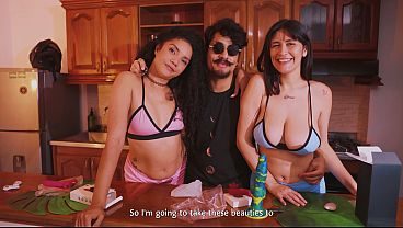 Is amazing how this 2 girls cummed fucking and using this toys! - The Bad Peach Review