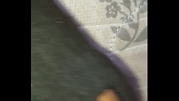Metendo gostoso no cuzinho no quarto