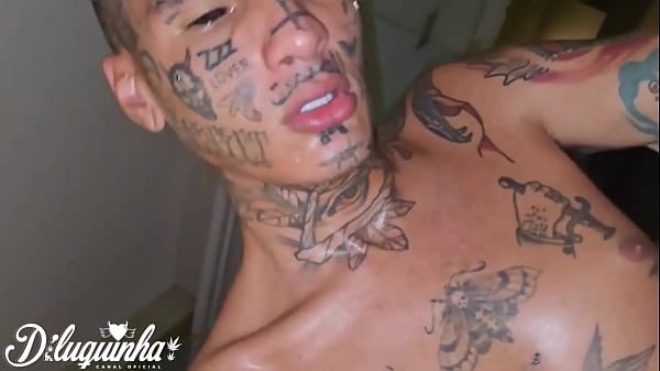 Fudendo a trans namorada do meu melhor amigo