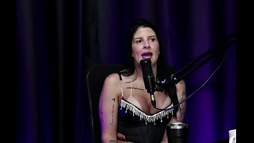 O FETICHE QUE O CLIENTE EM AMSTERDÃ TEVE E ELA FOI FAZER - LETÍCIA BRAGA (MOAI TV)