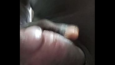 Meu pau de metro cheiro de tesão e super gostoso
