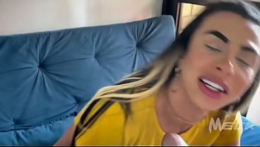Carioca Safada gosta de mama e pediu pra sentir a piroca dura no rabão dela...(VIDEO COMPLETO NO RED)