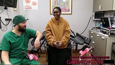 Daisy Mynx's 1st EVER Gyno Exam