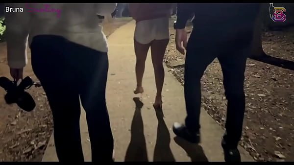 Mais um dia eu sendo puta de corno no gloryHole - Gozei no pau deles e o corno só gravando