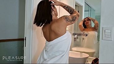 Tratamento vip para essa gostosa