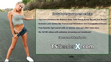 Tgirl Jenna Creed bangs Victoria Voxxx