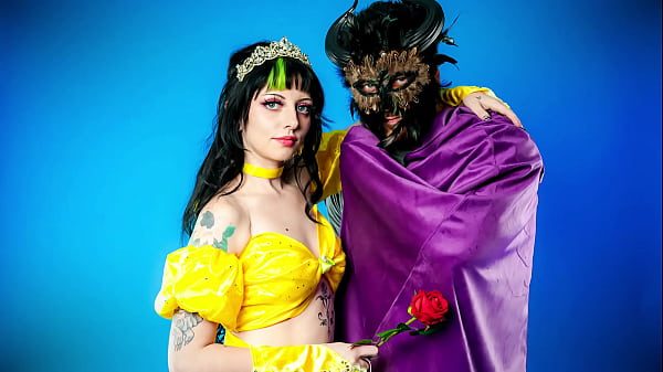 Halloween Made Oblivious Step Siblings Go Nasty Thinking It Was A Stranger