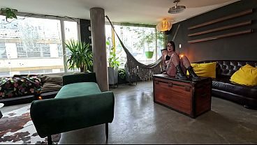 Sesión de fotos a una Modelo Vampira acaba follandose y deborando al fotografo profesional XAVIpohoto