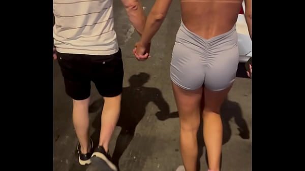 Hotwife saiu da academia pra tomar chopp com amante. Ficou de namoradinha, foi pro motel e deixou gozar dentro, corninho registrando!