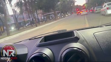 Levei essa Loirinha safada no cabaré a putinha adorou ser fodida por vários paus na sua buceta molhada