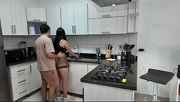 Puta caliente ama el sexo duro y los orgasmos salvajes