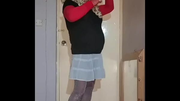 who wants to humiliate me im hear ready and waiting