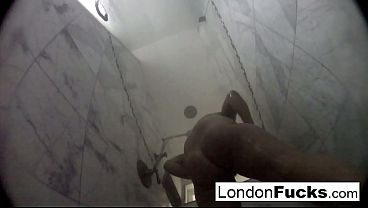 London Keyes gets wet