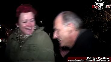 Deutsche hässliche rothaarige Hausfrau von der Straße gefickt vom Opa