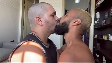 I dominated Kxorrão in the hot kiss