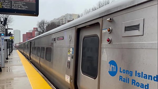 LIRR M7 at Flushing Main Street