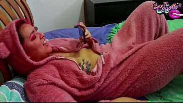 I caught a curvy latina masturbating and she let me fuck her