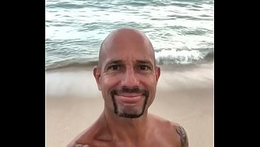 BEACH DAY