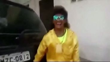 Profe Arrecho se culea a su alumna