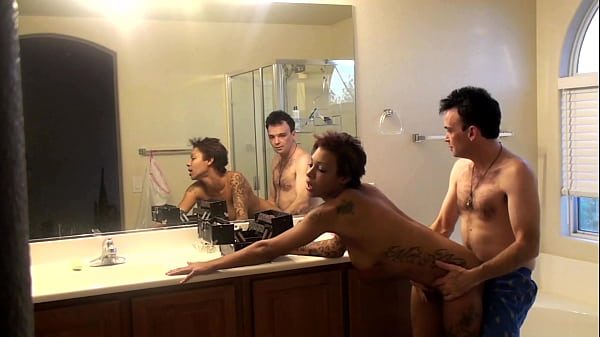 Blu Diamond Gets It On In A Hotel Room And Gets Creampied Leaving No Mess