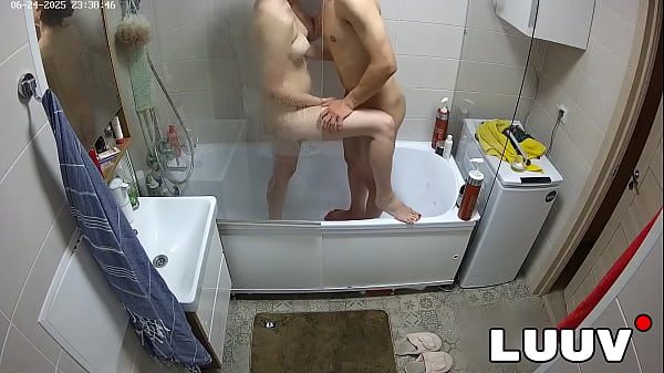 LUUV. Real couple Foxy and Esteban film their exciting debut video for the reality sex show in the shower