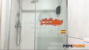 They share the shower and end up fucking. Elektra Red wants an extra ball on PepePorn