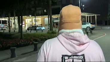 Ele não é gay só chupa pau