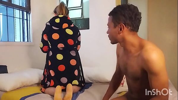 gostosa da bunda grande com moreno pauzudo