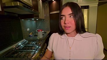 Sexo entre estudiantes / Dame duro y quítame el virgo mi amor