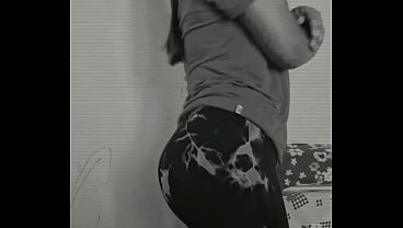 Que tal lo muevo mis amores
