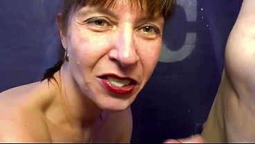 REIF UND SCHWANZGEIL - MILF-BIBI Creampie GangBang