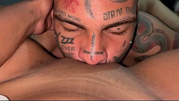 Essa pretinha adora sexo hardcore fodendo na velocidade 5