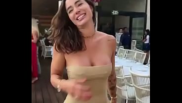 The Savoury Girl dancing