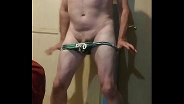 Erótico y sensual baile privado de Josephstipper en bañador para disfrutar