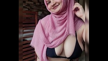 My Hijabi ass twerk compilation