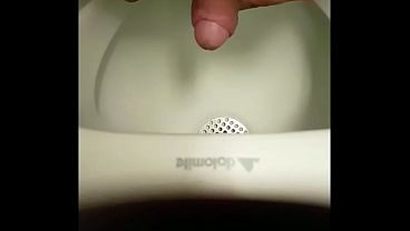 I spy on myself while I pee in a public urinal