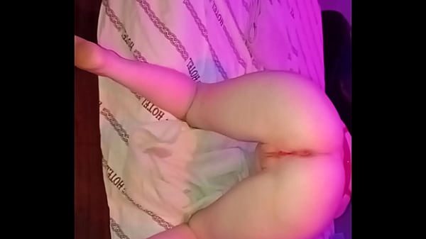 Comi minha sobrinha ruiva de quatro