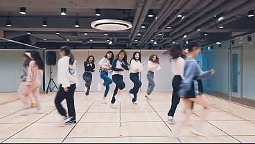 LOONA HULA HOOP - DANCE PRACTICE 4K