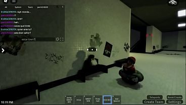 CHICA MILLONARIA AYUDA A VAGABUNDO Y LE DEVUELVE EL FAVOR COJIENDOSELA I ROBLOX