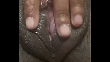 Can I tease you with my juicy pussy