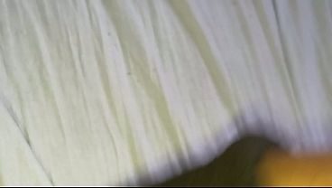 Metendo no cuzinho gostoso
