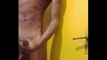Filho do KidBengala mavambo RJ 26 cm de piroca pra vcs brota - vídeos completos no SHEER