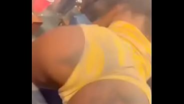 Twerk ass
