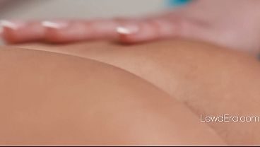 Masseuse Give Eachother Orgasms For A Sendoff (Freeuse) - Ivy Ireland, Maddie Wren | LewdEra