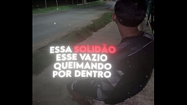 Novinho amassando pensamentos do punhetinha