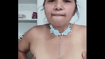 Estoy muy exitada, mira mis pechos...